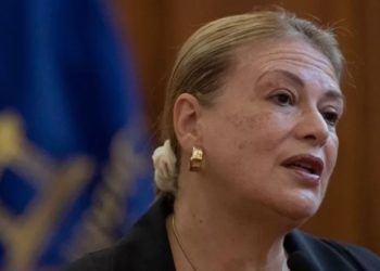 Ex Ministra Ángela Vivanco acusa «gran show» del Ministerio Público