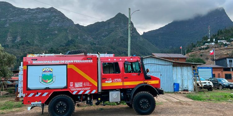 Diputado Cuello exige solución a grave situación sanitaria de escuela Teniente Julio Allende de Peñuelas