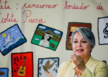 Jeannette Jara propone Sistema Nacional de Financiamiento Cultural y contrato especial para formalizar trabajo artístico