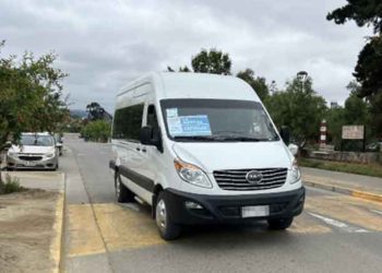 Transporte rural subsidiado comienza a operar en Zapallar tras años de espera