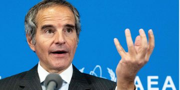 Admiten querella por injurias interpuesta por Senador Fidel Espinoza contra Diputado Manouchehri