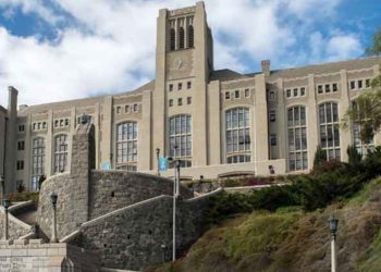 Admiten querella por injurias interpuesta por Senador Fidel Espinoza contra Diputado Manouchehri