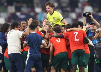 Admiten querella por injurias interpuesta por Senador Fidel Espinoza contra Diputado Manouchehri