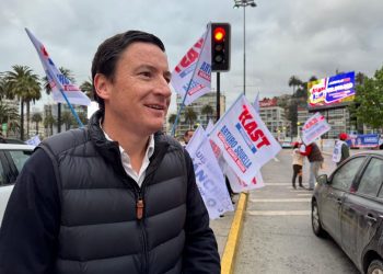 Arturo Squella: “Necesitamos modernizar el transporte público para mejorar la calidad de vida de nuestros vecinos de la región”