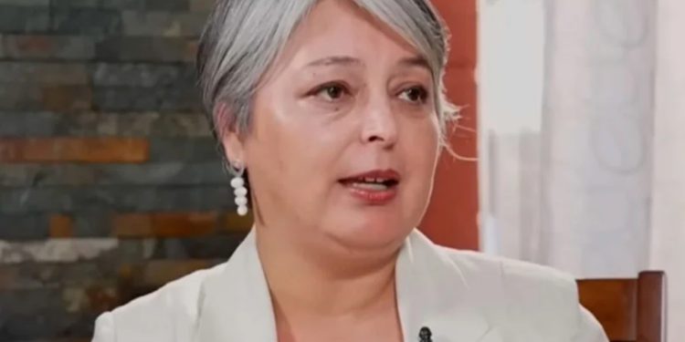 Jeannette Jara compromete nuevo Hospital Van Buren y soterramiento del metrotren en Quilpué