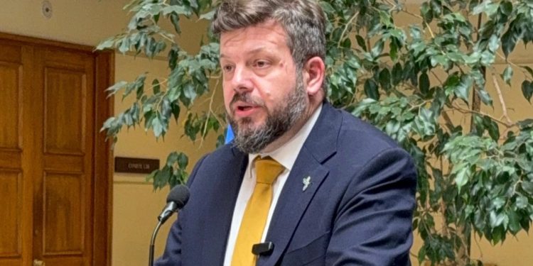 Johannes Kaiser advierte: “Votar nulo fortalece la opción totalitaria en Chile”