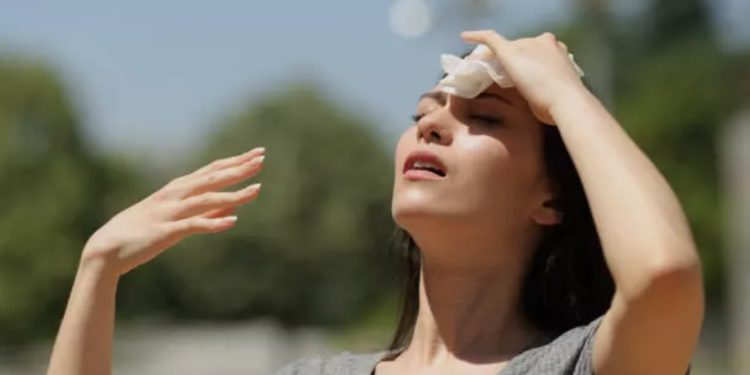 Noches calurosas disparan el estrés y deterioran la salud mental