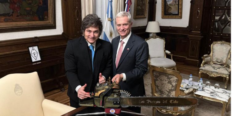 Kast y Milei se reúnen en Buenos Aires tras victoria de Republicanos en Chile