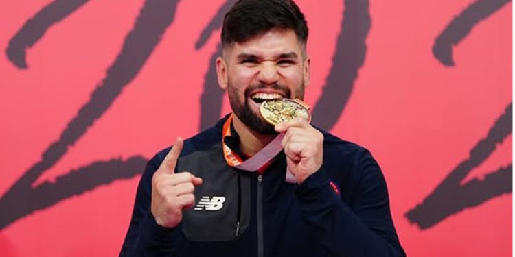 Rodrigo Rojas hace historia para el karate chileno y se lleva medalla de oro en Premier League de Estambul