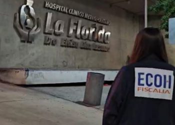 Mujer provocó caos tras dejar abandonado su auto bloqueando acceso a Playa La Boca de Concón y poniendo en riesgo a miles de personas