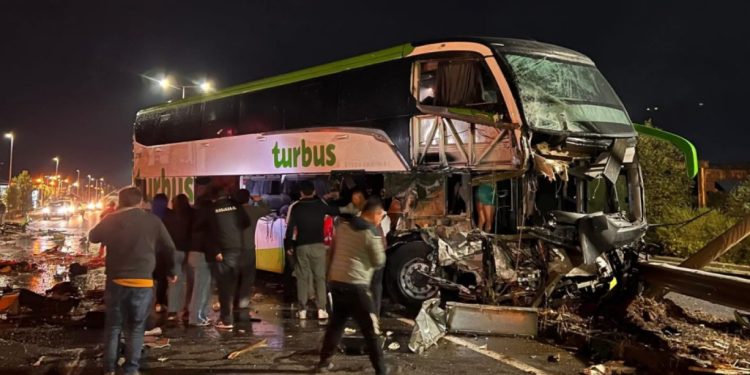 Cómo equilibrar pantallas, juegos y aire libre