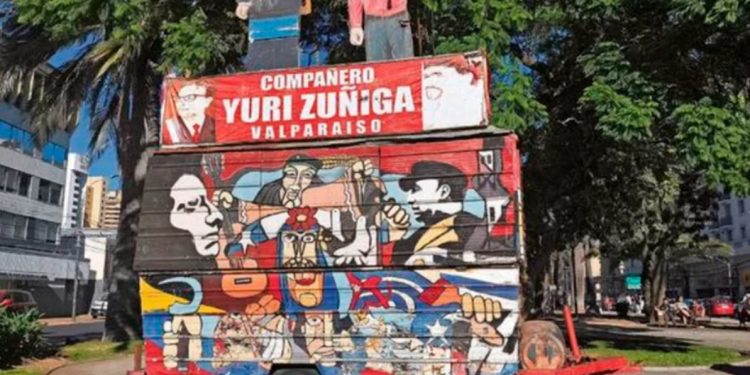 De los Therians al “Hobby Dogging”: la nueva y curiosa tendencia de pasear con correa a perros imaginarios