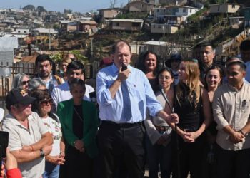 Delegado Presidencial Regional visita el Servicio de Salud Valparaíso–San Antonio para abordar desafíos de la red asistencial