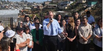 Delegado Presidencial Regional visita el Servicio de Salud Valparaíso–San Antonio para abordar desafíos de la red asistencial