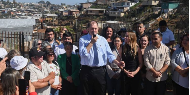 Delegado Presidencial Regional visita el Servicio de Salud Valparaíso–San Antonio para abordar desafíos de la red asistencial