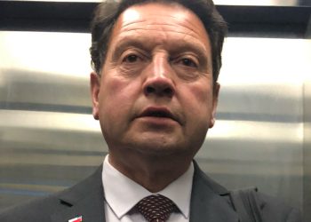 Gobierno de Emergencia: Sentido de urgencia