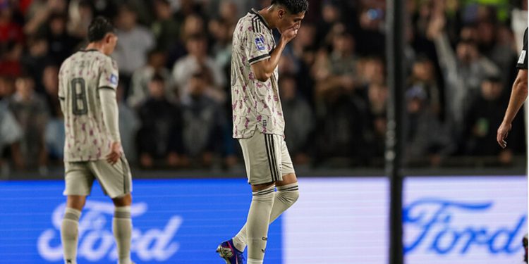 Continúan las críticas por Chile humillante derrota de Chile ante Nueva Zelanda