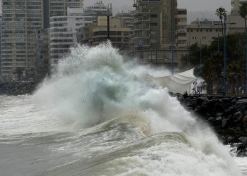Marejadas golpearán a gran parte de la costa del país hasta el jueves