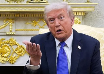 Depresión adolescente y redes sociales: las señales de alerta que padres y colegios no deben ignorar