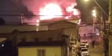 Depresión adolescente y redes sociales: las señales de alerta que padres y colegios no deben ignorar