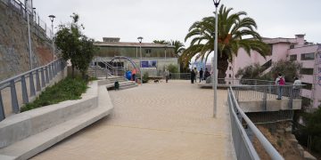 Depresión adolescente y redes sociales: las señales de alerta que padres y colegios no deben ignorar