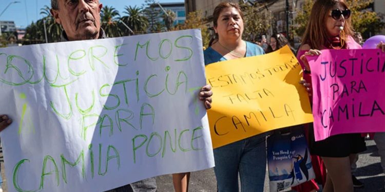 Realizan marcha en Valparaíso para exigir justicia por crimen de Camila Ponce