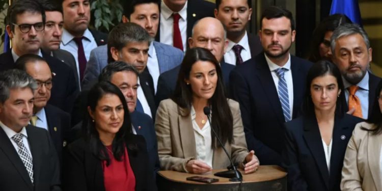 Aprueban Escuelas Protegidas y proyecto avanza al Senado