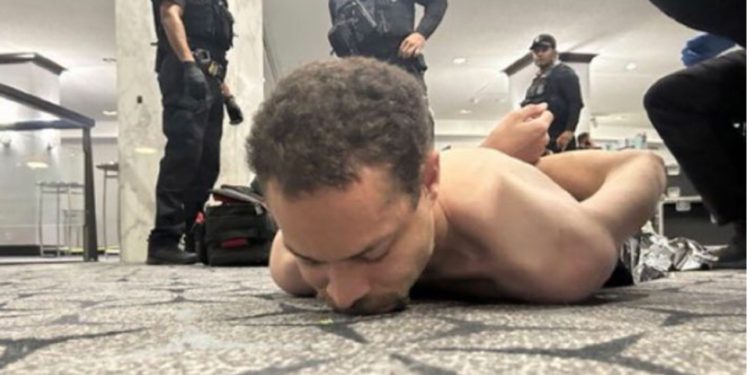 Más de 20 médicos renunciados en apoyo a directora que reclutó a exministra Vega en Hospital de San Antonio