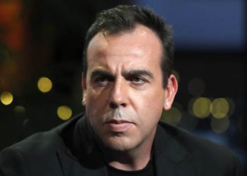 Incendio destruye dos viviendas y deja tres fallecidos en Chiloé