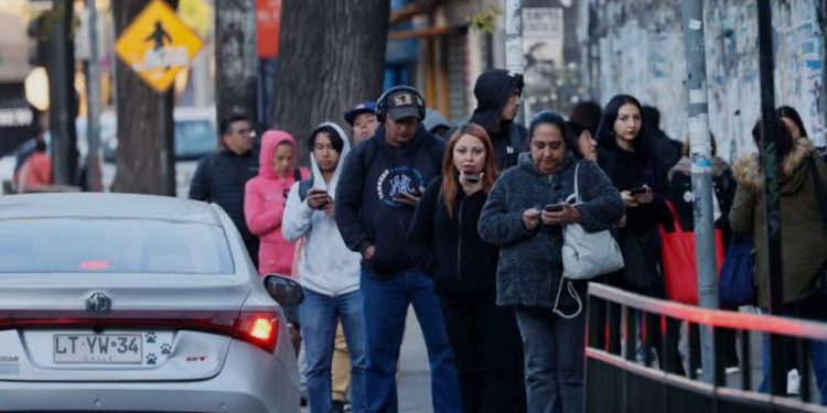 Termina paro de micros en Valparaíso luego que el Gobierno anuncia pago de deuda heredada de la administración anterior