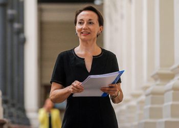 Acortar carreras universitarias: expertos entregan cifras y aseguran que el desafío no es solo reducir años