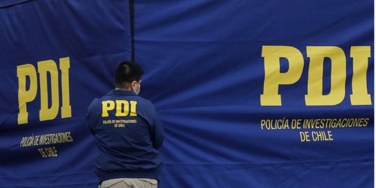 PDI recupera vehículo robado y detiene a dos sujetos tras asalto a servicentro en Curauma