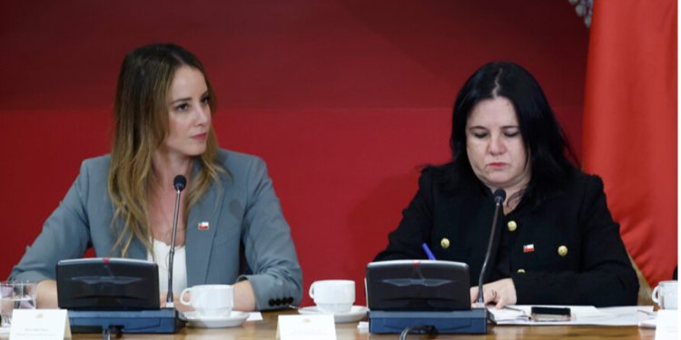 Gobierno anuncia cambio de gabinete que afectaría a las ministras de Seguridad Steinert y la vocera Sedini