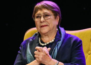 La única revolución es sentir lo que el mundo ha dejado de sentir
