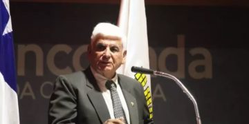 Denuncian que Hospital Van Buren gastó $5 mil millones en tratos directos