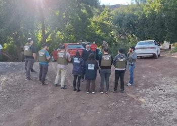 Tos prolongada en niños: cuándo deja de ser un síntoma normal y cómo distinguirla en medio del alza de virus respiratorios