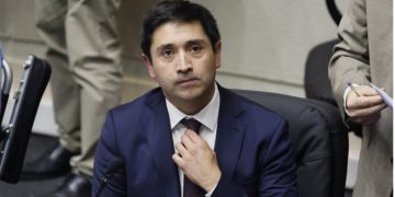 Francia golea a Noruega y se pone cartel de candidato