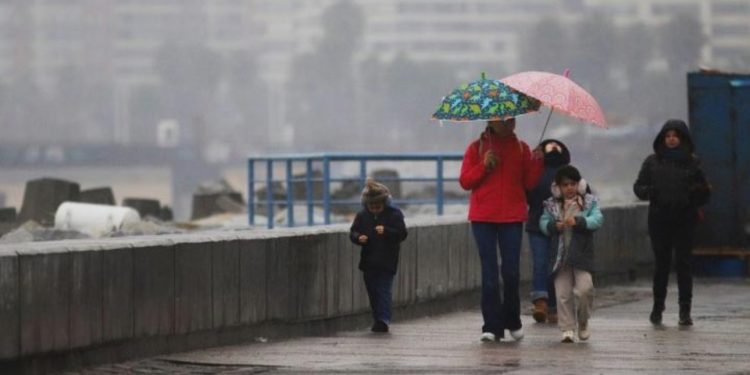 Pronostican posibles tormentas eléctricas, granizos, precipitaciones y fuerte viento en la Región de Valparaíso