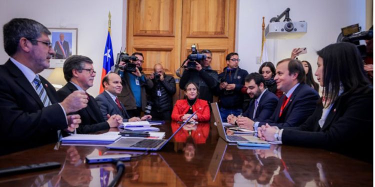 Gobierno detecta más de $1,4 billones de transferencias sin acreditar a fundaciones entre 2022 y 2026