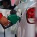 Gobierno anuncia caídas de hasta $150 en precio de los combustibles esta semana