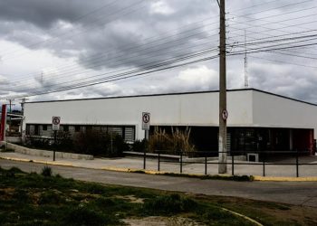 Hospital de Quintero anuncia investigación por muerte de joven