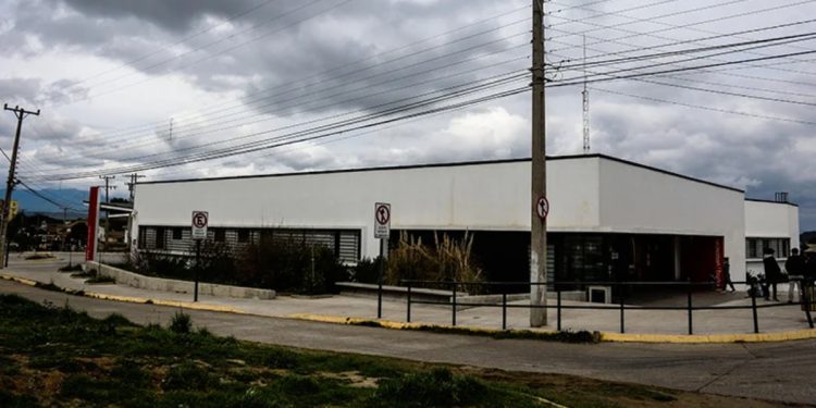 Hospital de Quintero anuncia investigación por muerte de joven