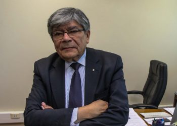 Decano de la Facultad de Medicina UV destaca labor y enfoque estratégico del nuevo Consejo Nacional de Salud