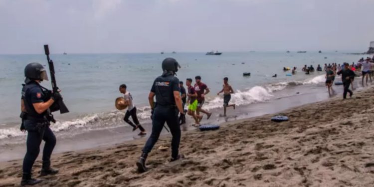 Camión fuera de control siembra el caos en Cartagena y deja 13 personas lesionadas