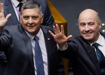 Anuncian reapertura de avenida Altamirano con tránsito unidireccional tras socavón