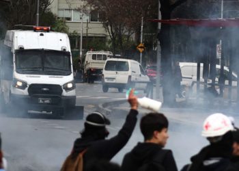 Anuncian reapertura de avenida Altamirano con tránsito unidireccional tras socavón
