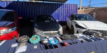 PDI desarticula punto de microtráfico en Quintero y deja 10 detenidos