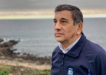Contraloría detecta que alcalde de El Tabo intervino en contratación en el municipio de 24 familiares o amistades