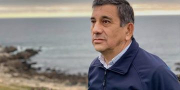 Contraloría detecta que alcalde de El Tabo intervino en contratación en el municipio de 24 familiares o amistades