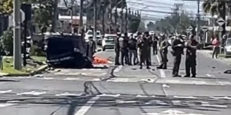 Conductor civil y delincuente mueren tras choque durante persecución por robo de cigarrillos en Maipú